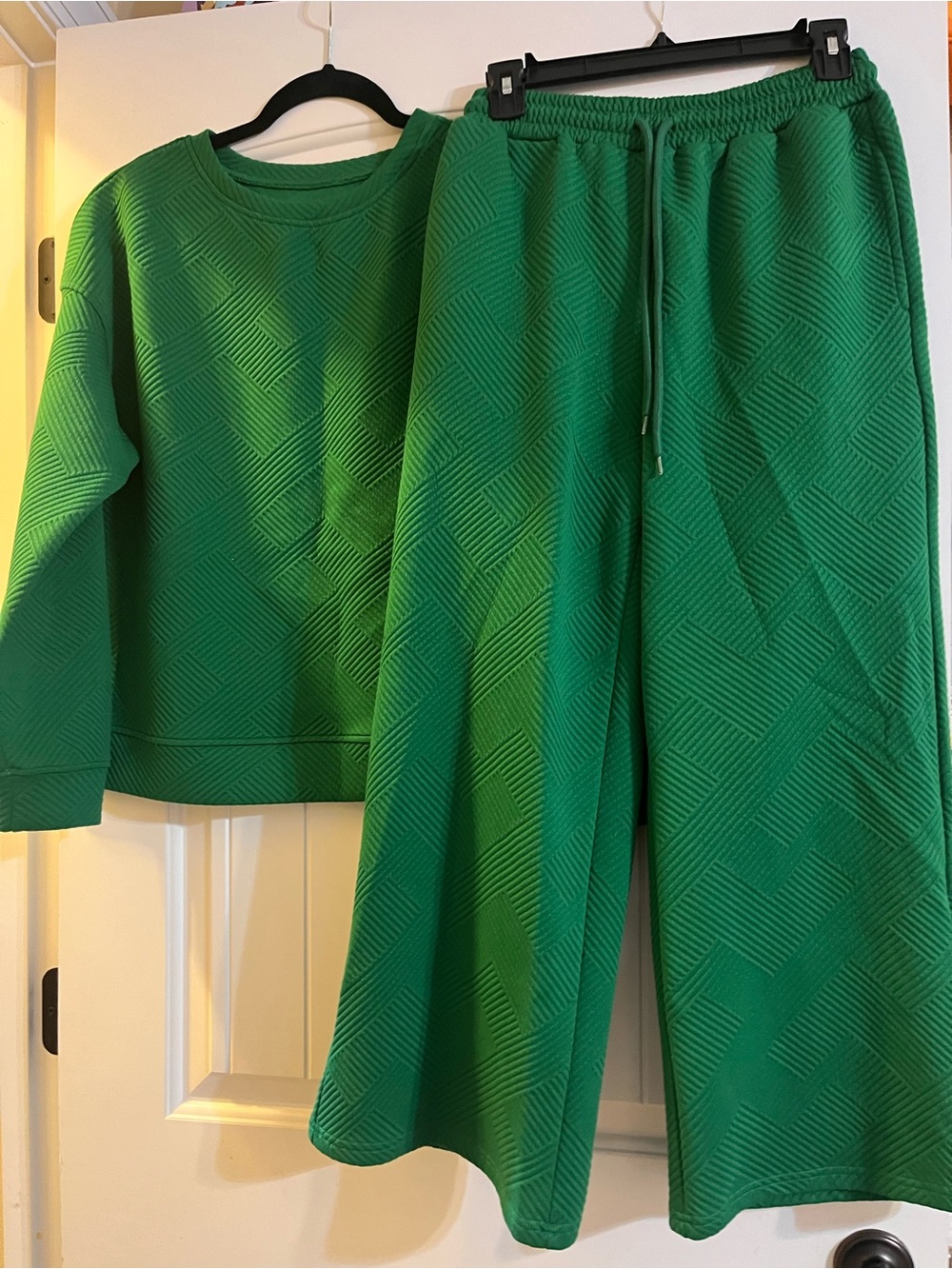 Women’s Green Textured Pajama Set - Cozy Two-Piece Lounge Set